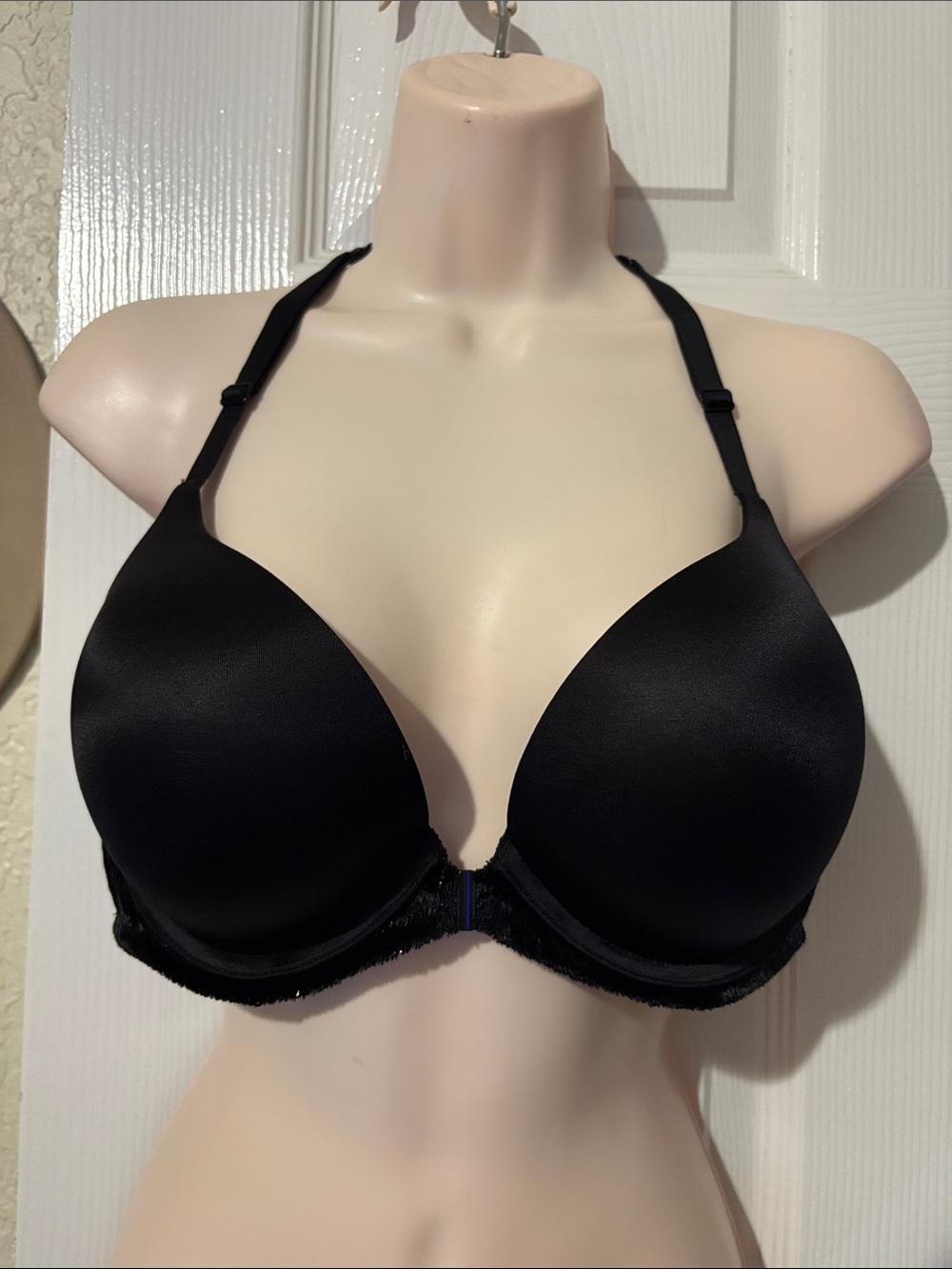 Victoria's Secret Black Bomshell Push-Up Plunge Bra